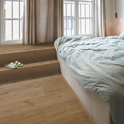 Виниловая плитка Quick-Step Bloom Дуб элегантный мореный