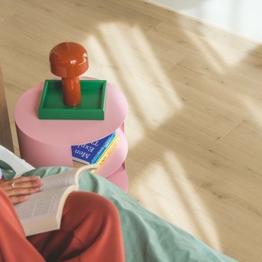 Виниловая плитка Quick-Step Bloom Дуб шлифованный бежевый