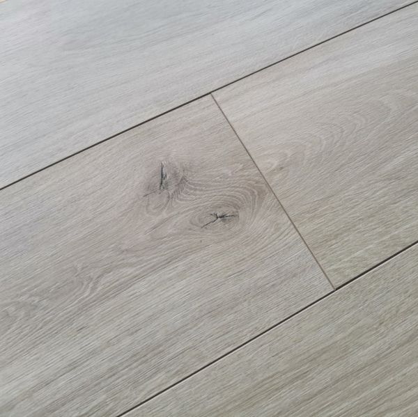 Ламинат Kronopol Parfe Floor 4V Дуб Монделло