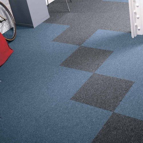 Ковровая плитка Balsan L 480