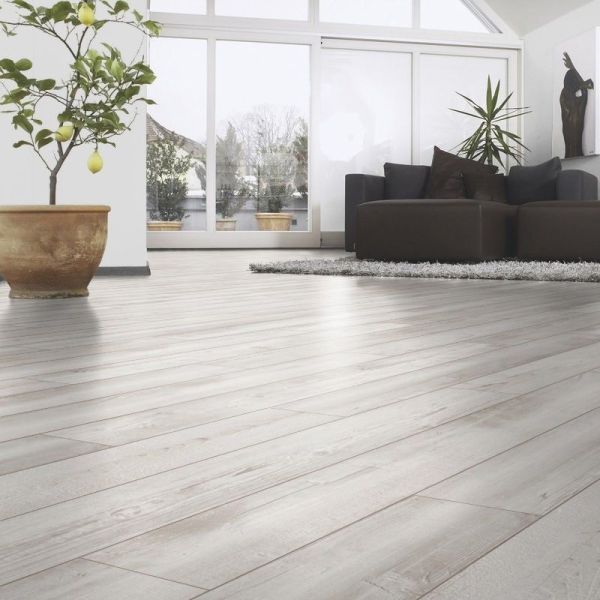 Ламинат Kaindl Classic Touch 8.0 Сосна Гризли