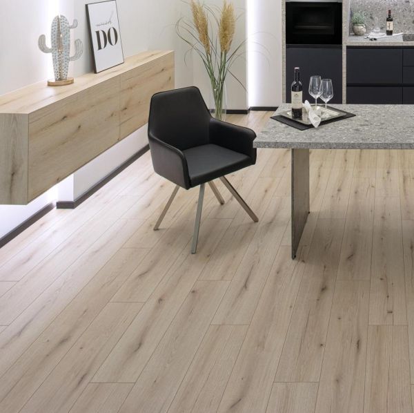 Ламинат Kaindl Natural Touch 8.0 Дуб Эвок ванильный