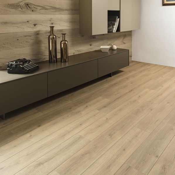 Ламинат Kaindl Natural Touch 8.0 Дуб Ивоук тренд