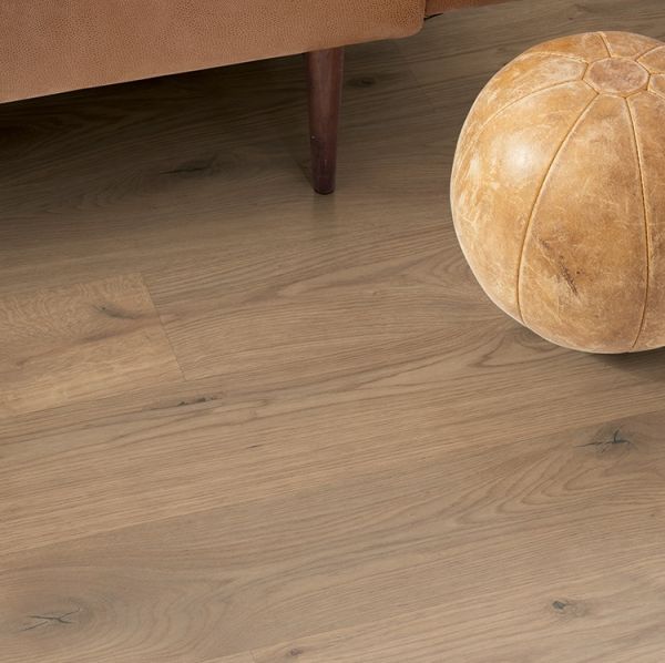 Виниловая плитка Egger Pro Design+ Classic 7.5/33 Дуб Алмингтон натуральный