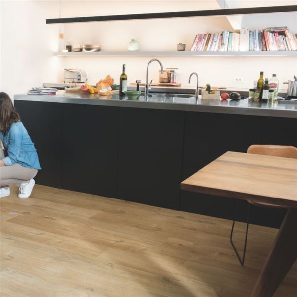 Виниловая плитка Quick-Step Alpha Vinyl Medium Planks Дуб хлопок натуральный