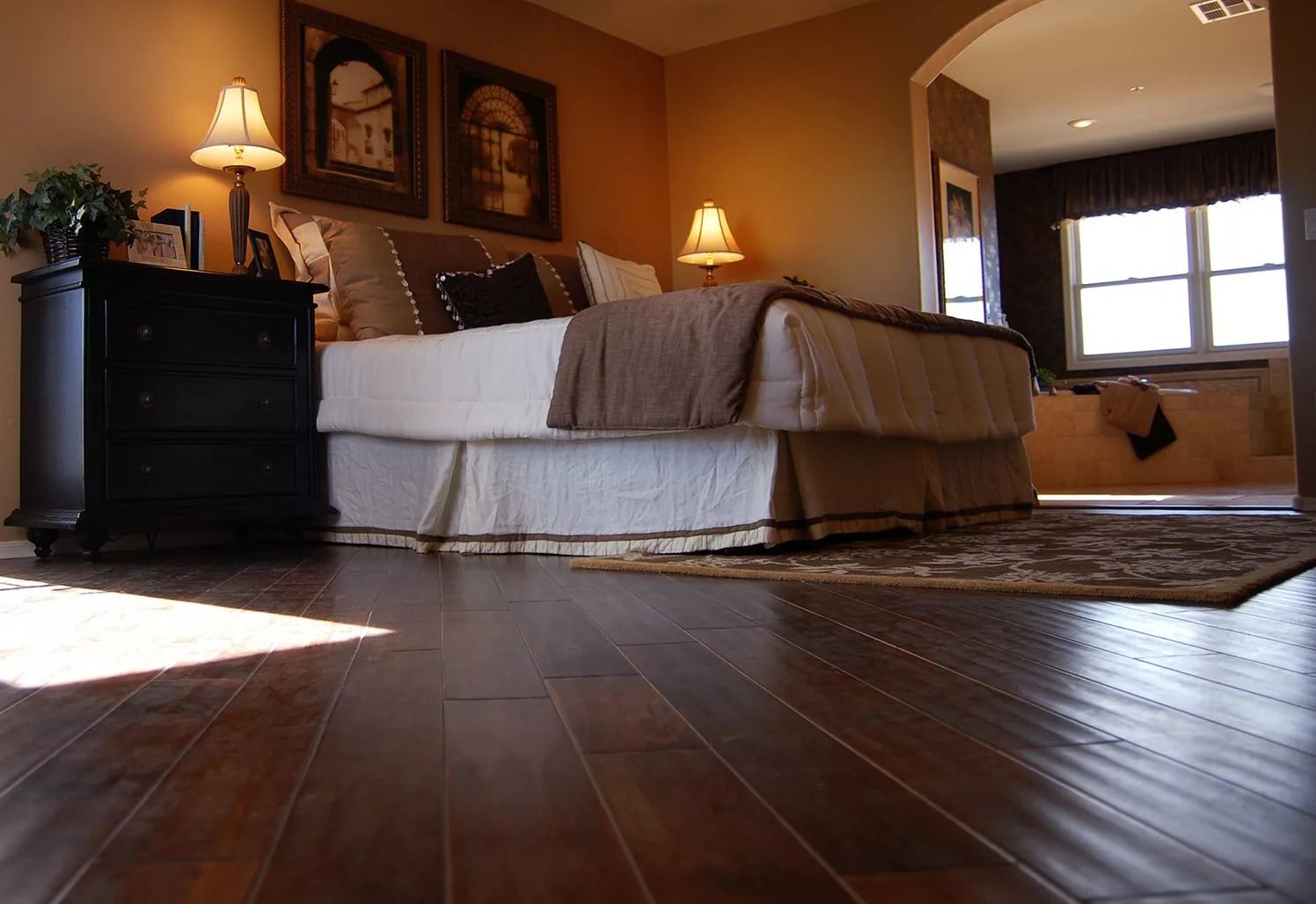 napolnoe_pokritie_v_spalnu